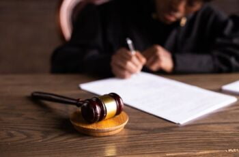 Rola adwokata nieletniego: Ochrona praw młodych obywateli