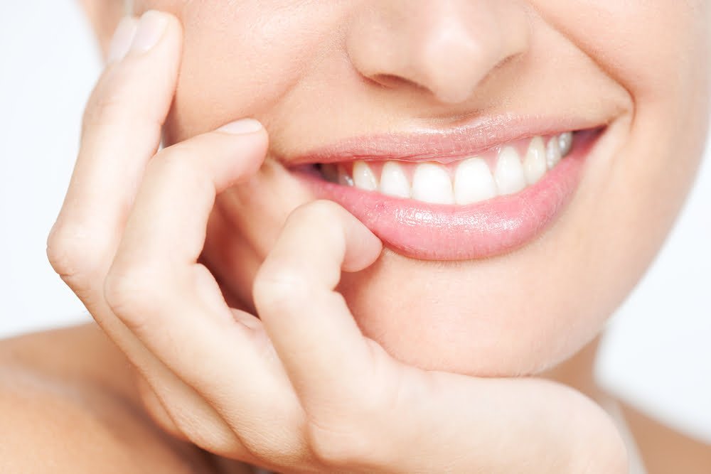 Zaawansowane zabiegi odbudowy zębów – innowacje w stomatologii estetycznej