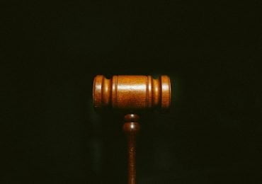 Sprawy karne: Adwokat zmienia bieg sprawiedliwo艣ci?
