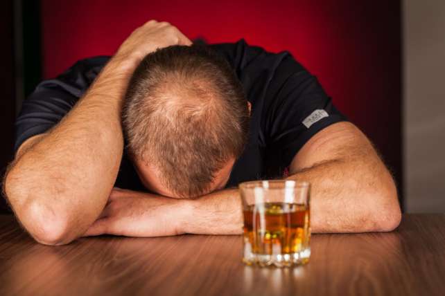 Wszywka alkoholowa TarnÃ³w pomaga wyjÅ›Ä‡ z uzaleÅ¼nienia - foto
